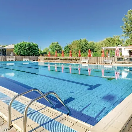 Camping Del Sole - Chalet 6 *