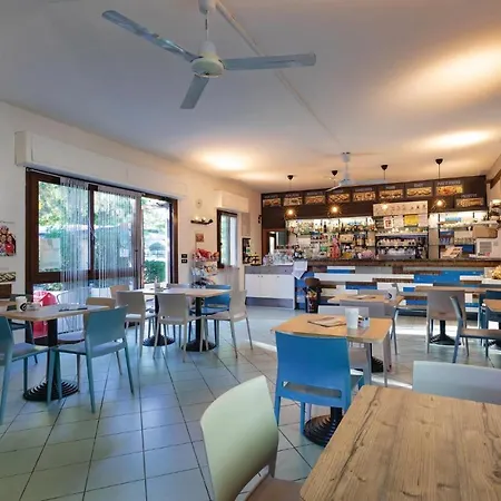 Camping Del Sole - Chalet 6 *